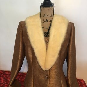 Stunning White Mink Collar